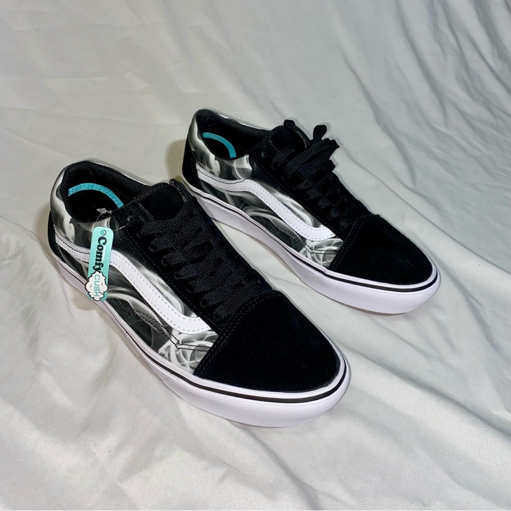NEW IN BOX VANS Comfy Cush Old Skool Black & White Men’s Size 7.5/Women’s Size 9 - Picture 6 of 11